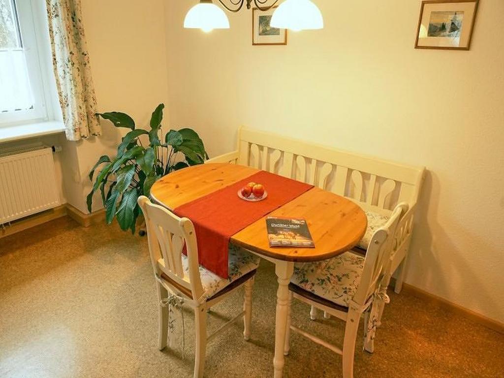 Ferienwohnung Am Eisweiher Титизее-Нойщат Екстериор снимка
