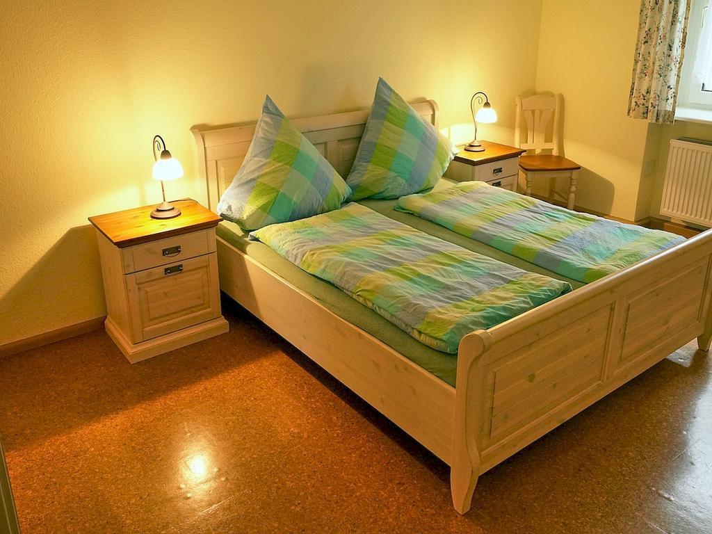 Ferienwohnung Am Eisweiher Титизее-Нойщат Екстериор снимка