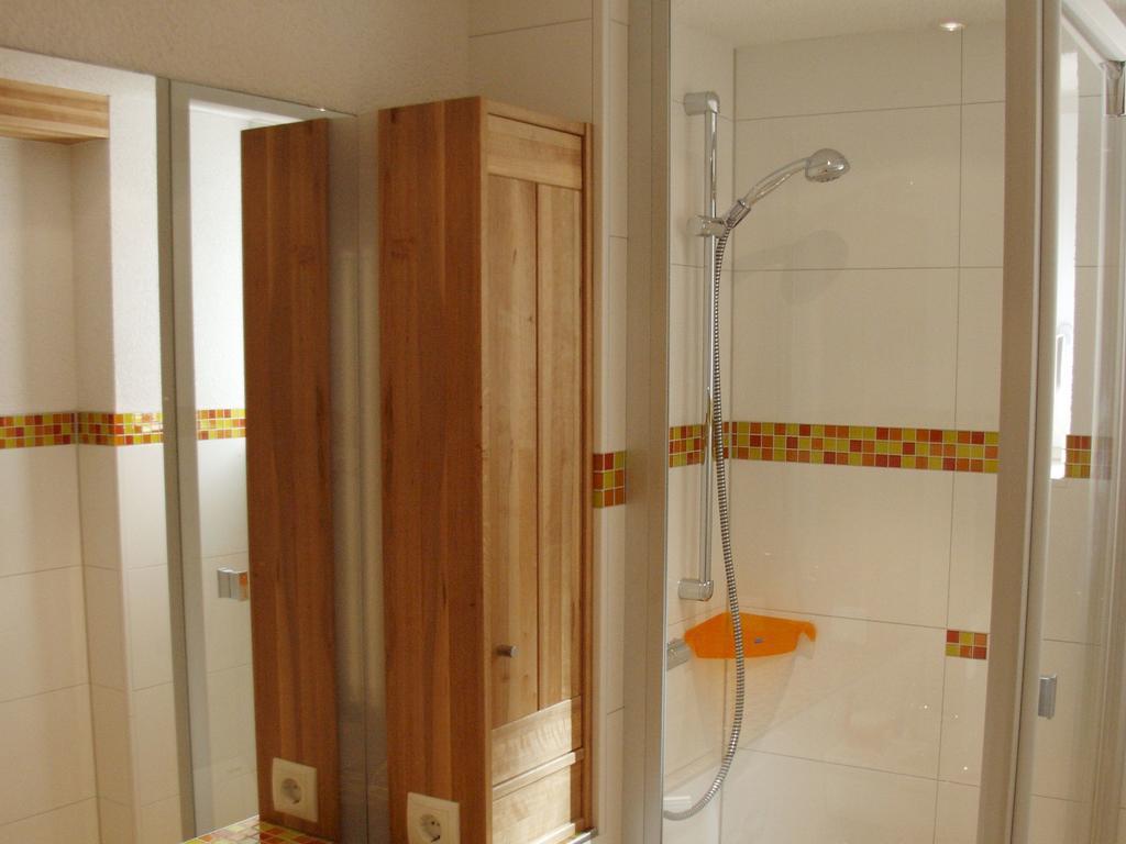Ferienwohnung Am Eisweiher Титизее-Нойщат Екстериор снимка